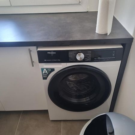 Chambre Privative Renove 2024, Climatisation, Tramway Sur Place , 12 Min Centre, 16 Min Plage, Apercu Lateral Mer, 2 Wc Avec 2 Salle De Bain, Private Room Renovated 2024, Air-Conditioned , Tram On Spot, 2 Toilets And 2 Bathrooms Nice Exteriör bild